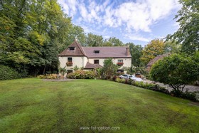 Stanmore Manor - thumbnail