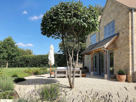 Stonehouse - thumbnail