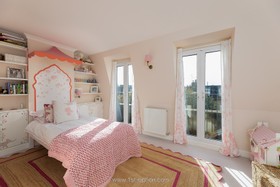 Tarma - pastel pink house family home shoot location filming photography battersea SW London - thumbnail