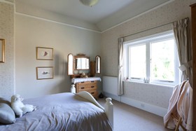 Teddington - thumbnail