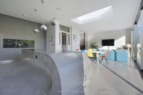 Villa - thumbnail