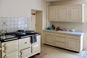 Weald Manor - thumbnail