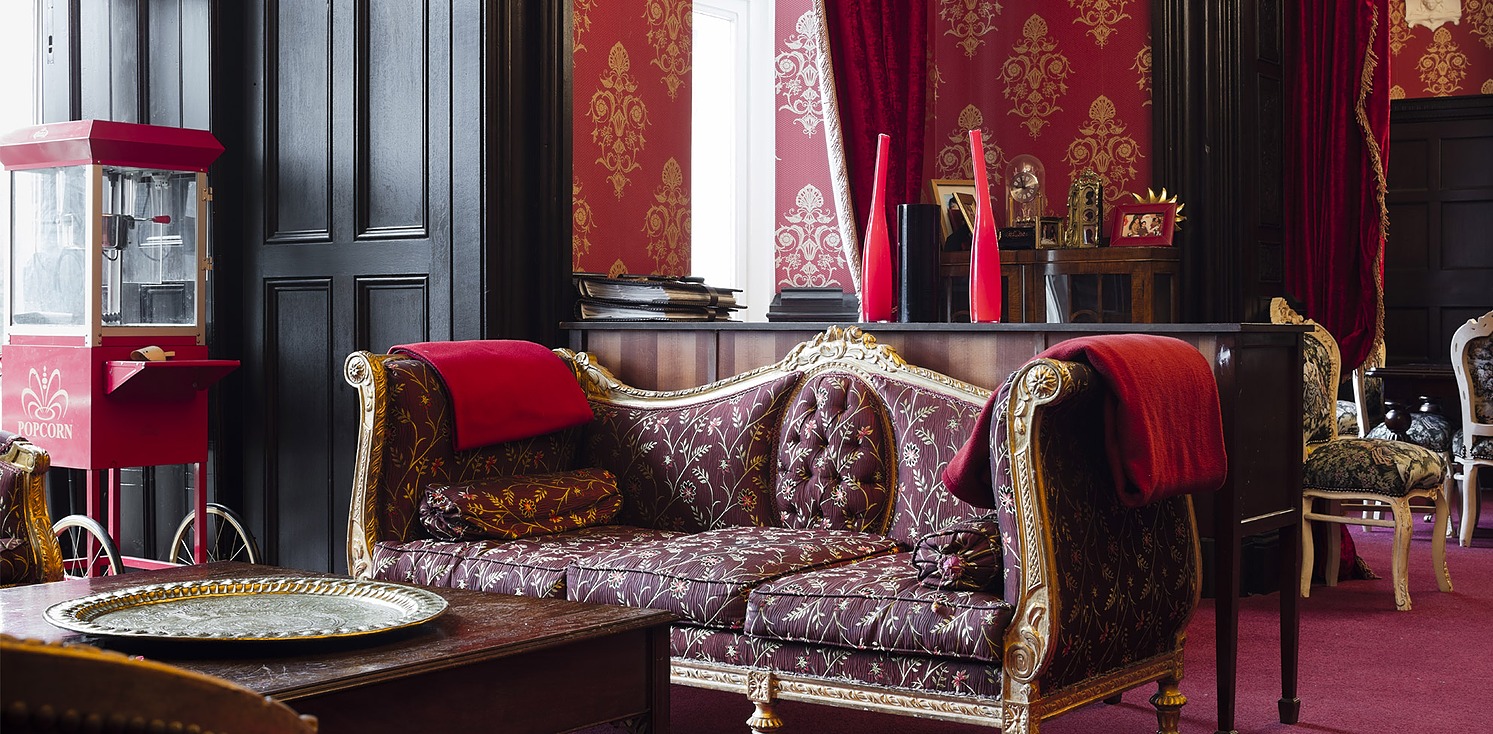 courtley manor